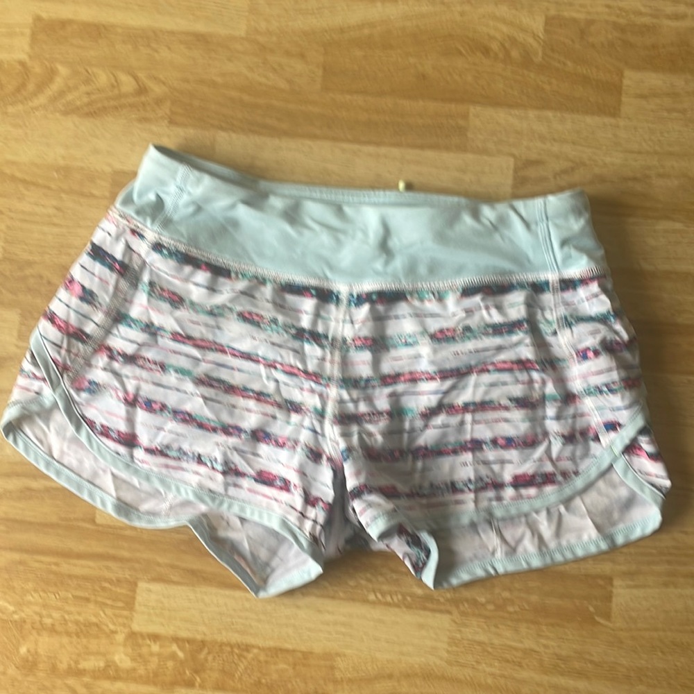 Ivivva speedy girls shorts EUC size 12